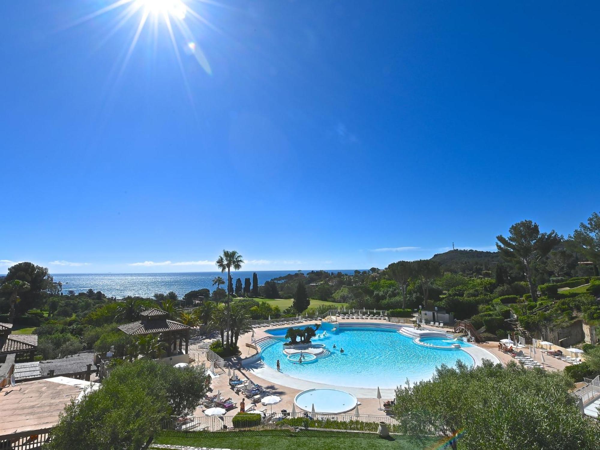 Apartment Village Cap Esterel - Le Village-52 By Interhome Сен-Рафаэль Экстерьер фото
